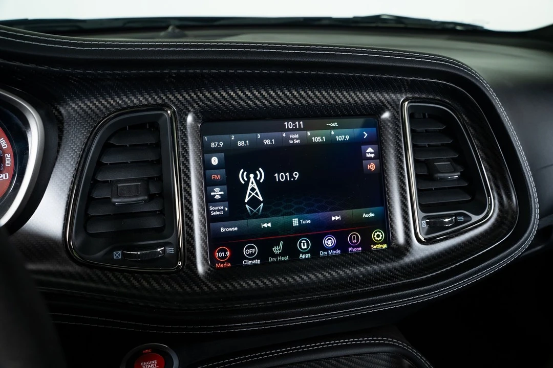 2020 Dodge Challenger SRT Hellcat 3rd Gen - Image 23 of 31