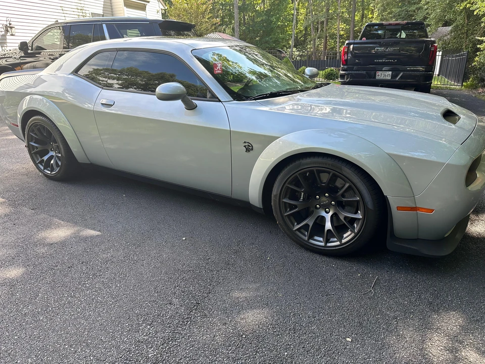 2020 Dodge Challenger SRT Hellcat 3rd Gen - Image 13 of 31