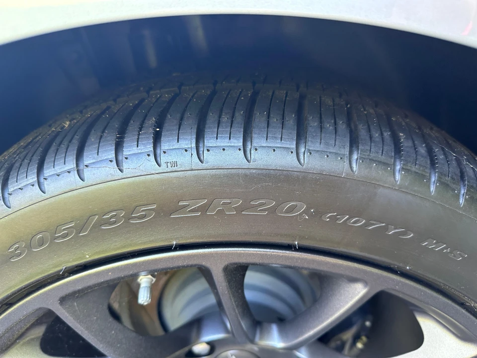 2020 Dodge Challenger SRT Hellcat 3rd Gen - Image 28 of 31