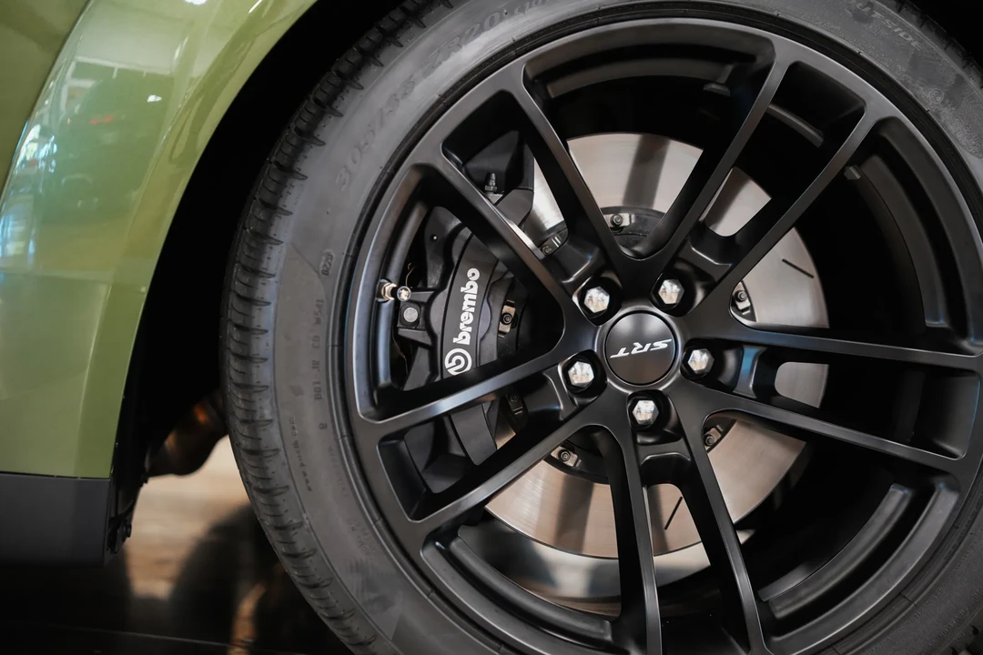 2020 Dodge Challenger SRT Hellcat 3rd Gen - Image 26 of 31