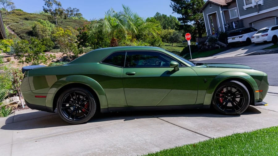 2020 Dodge Challenger SRT Hellcat 3rd Gen - Image 9 of 31