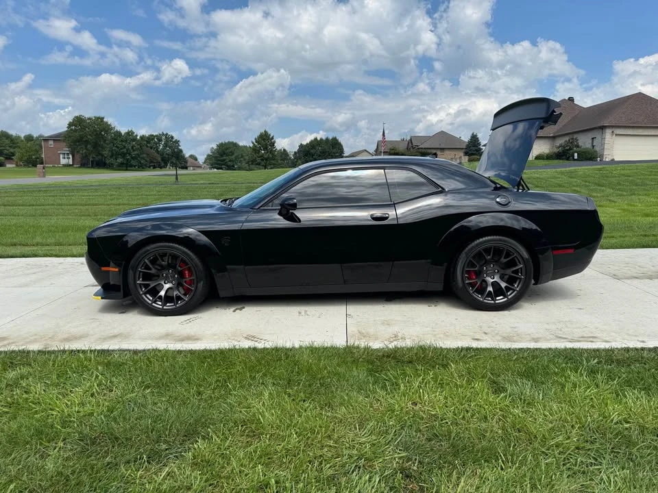 2020 Dodge Challenger SRT Hellcat 3rd Gen - Image 10 of 15