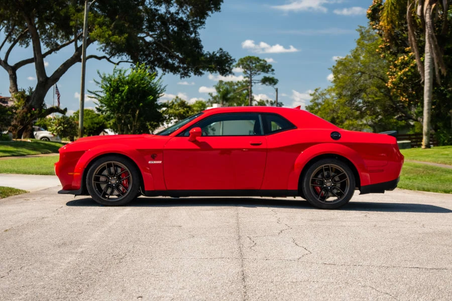 2020 Dodge Challenger SRT Hellcat 3rd Gen - Image 2 of 31