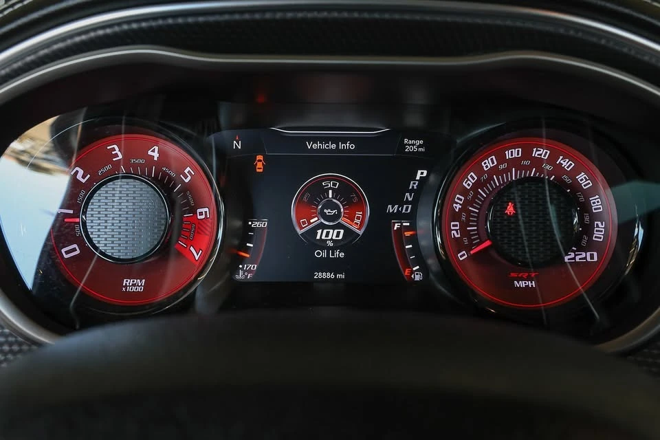2020 Dodge Challenger SRT Hellcat 3rd Gen - Image 13 of 19