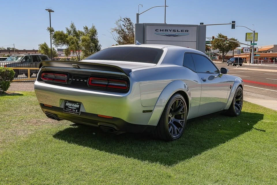 2020 Dodge Challenger SRT Hellcat 3rd Gen - Image 5 of 19