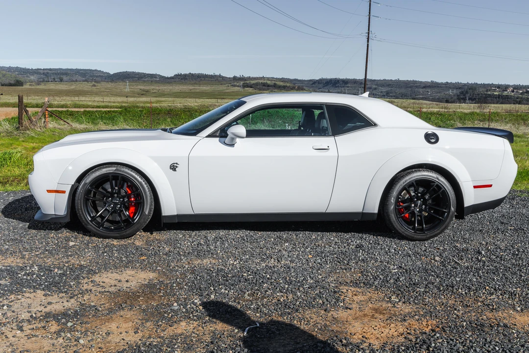 2020 Dodge Challenger SRT Hellcat 3rd Gen - Image 14 of 31