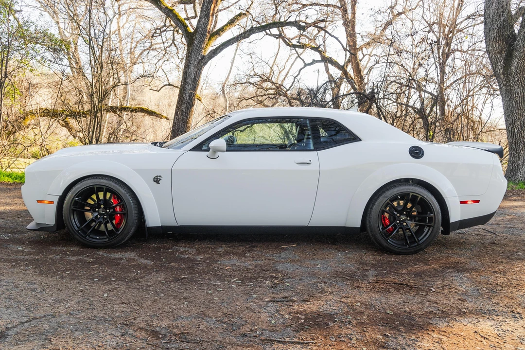 2020 Dodge Challenger SRT Hellcat 3rd Gen - Image 15 of 31