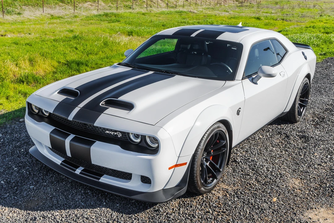 2020 Dodge Challenger SRT Hellcat 3rd Gen - Image 10 of 31