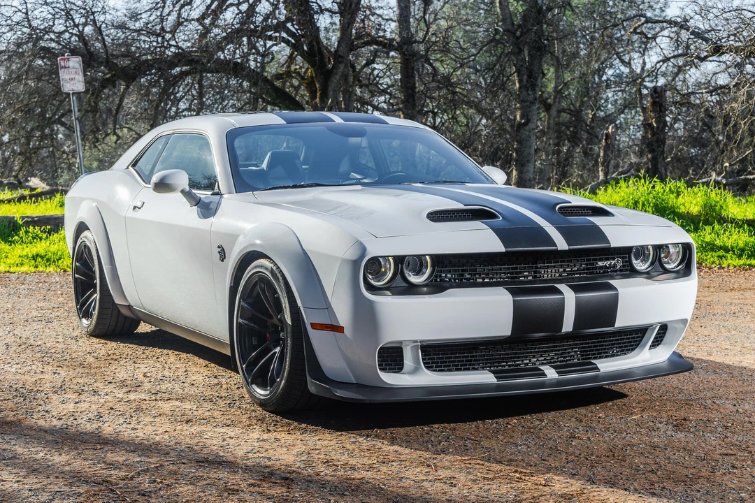 2020 Dodge Challenger SRT Hellcat 3rd Gen - Image 29 of 31