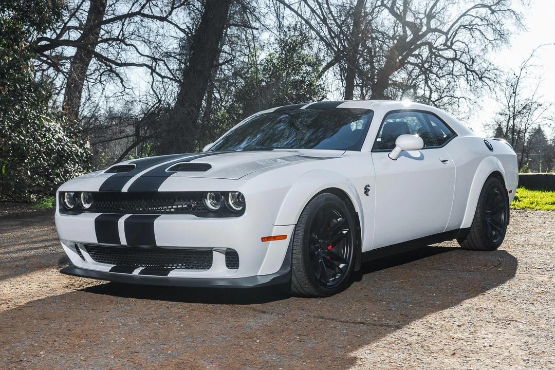 2020 Dodge Challenger SRT Hellcat 3rd Gen - Image 13 of 31