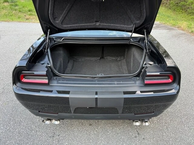 2020 Dodge Challenger SRT Hellcat 3rd Gen - Image 16 of 21