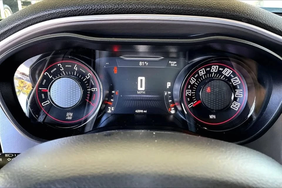 2020 Dodge Challenger 3rd Gen - Image 16 of 18