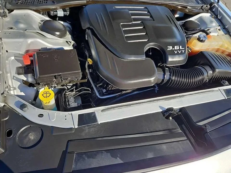 2020 Dodge Challenger 3rd Gen - Image 13 of 19