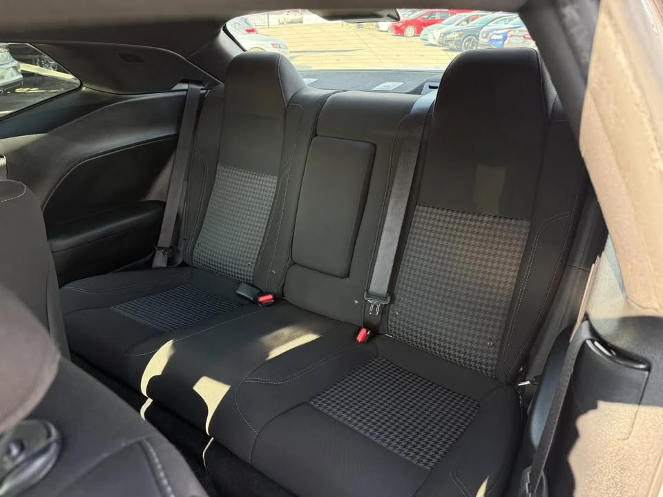2020 Dodge Challenger 3rd Gen - Image 9 of 12