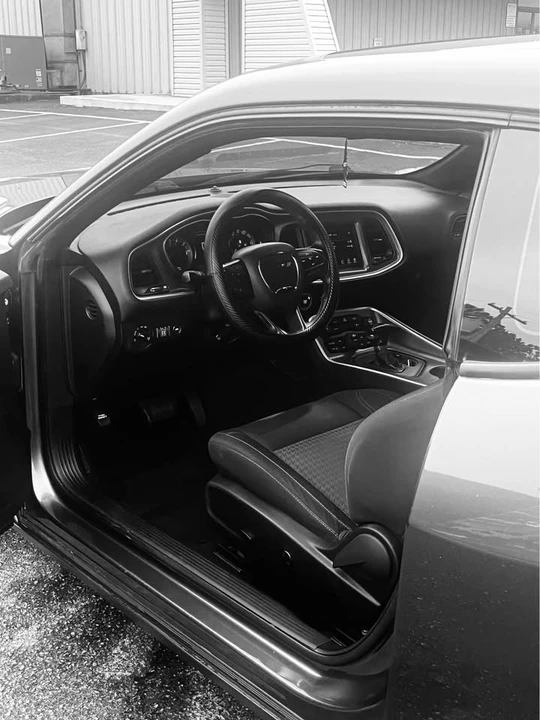 2020 Dodge Challenger 3rd Gen - Image 10 of 13