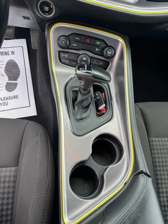 2020 Dodge Challenger 3rd Gen - Image 10 of 11