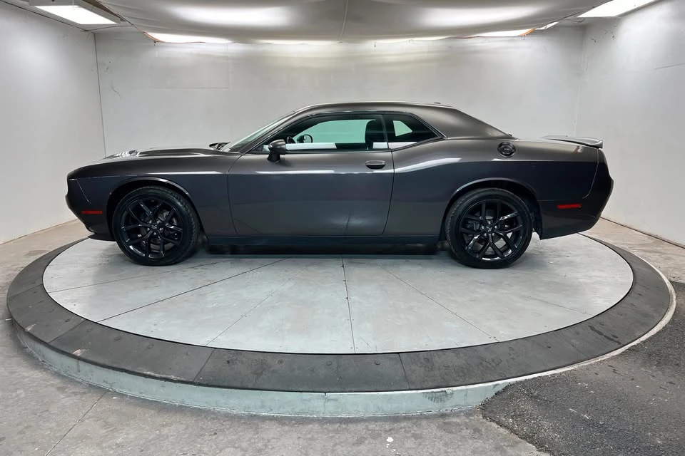 2020 Dodge Challenger 3rd Gen - Image 2 of 12