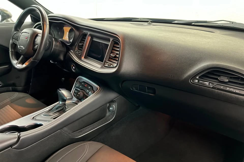 2020 Dodge Challenger 3rd Gen - Image 11 of 12