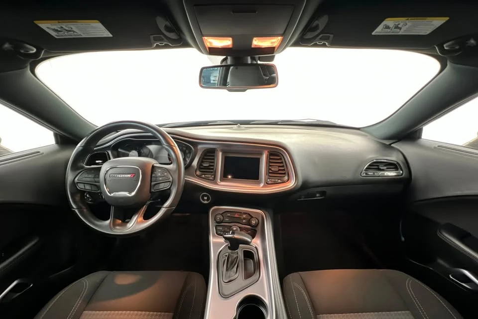 2020 Dodge Challenger 3rd Gen - Image 6 of 12