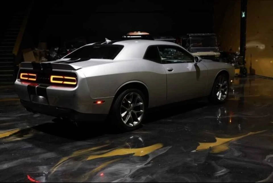 2020 Dodge Challenger 3rd Gen - Image 5 of 12