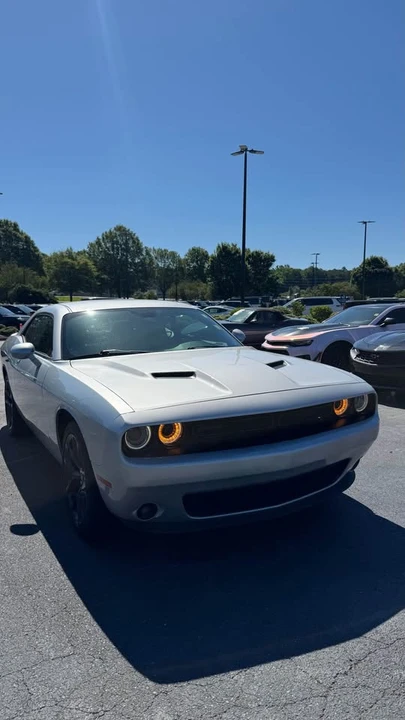 2020 Dodge Challenger 3rd Gen - Image 2 of 6