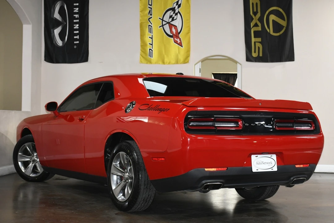 2020 Dodge Challenger 3rd Gen - Image 6 of 12