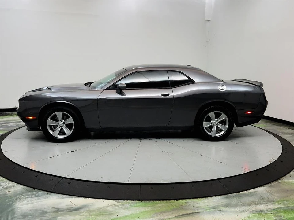 2020 Dodge Challenger 3rd Gen - Image 8 of 31