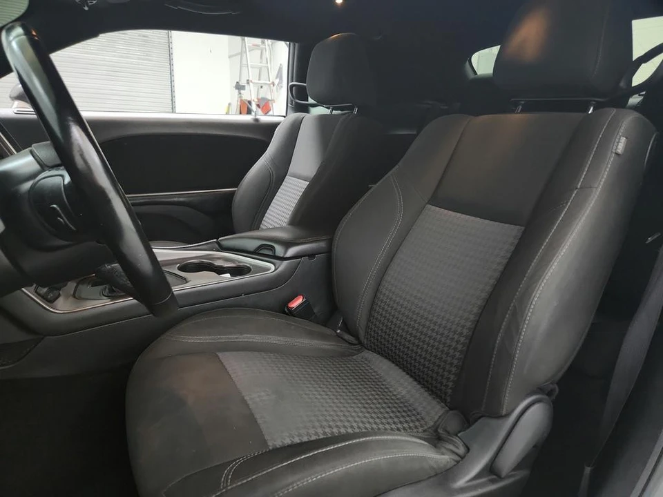 2020 Dodge Challenger 3rd Gen - Image 26 of 31