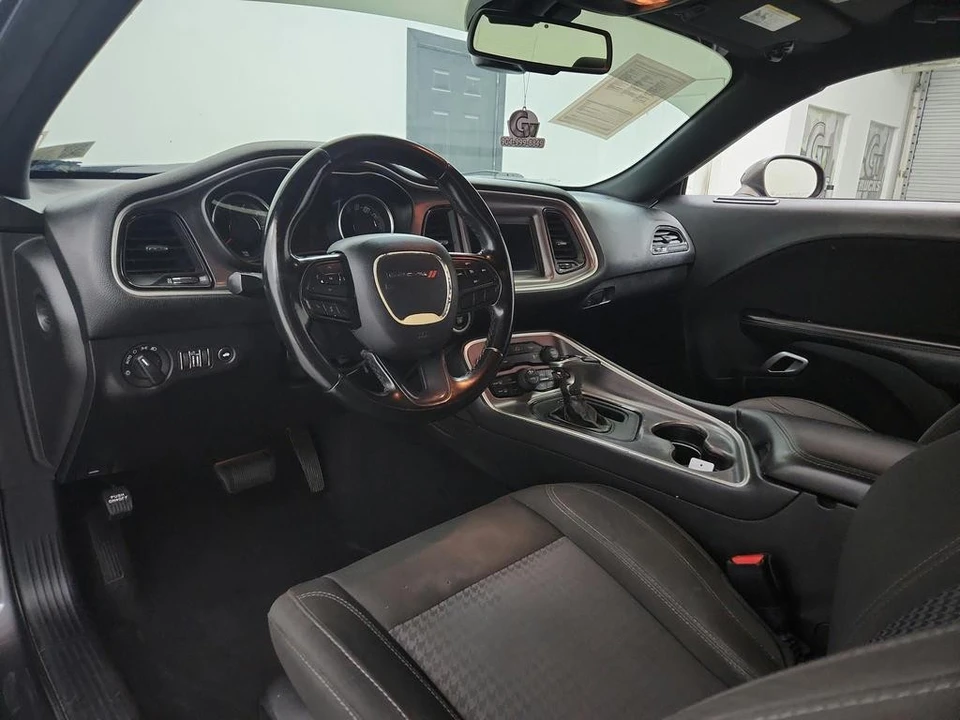 2020 Dodge Challenger 3rd Gen - Image 25 of 31