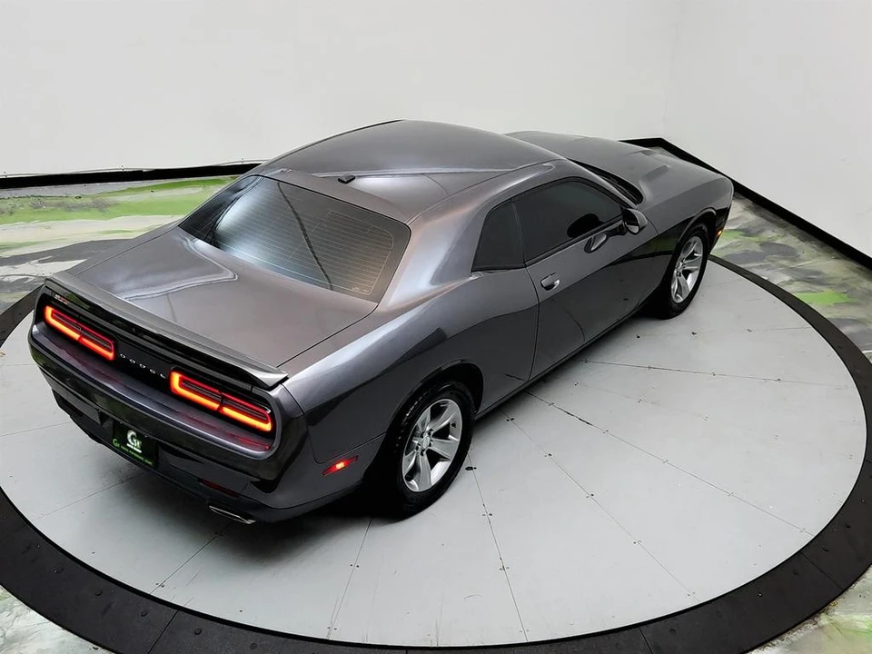 2020 Dodge Challenger 3rd Gen - Image 15 of 31