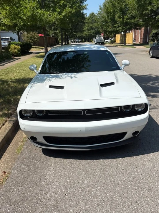 2020 Dodge Challenger 3rd Gen - Image 9 of 17