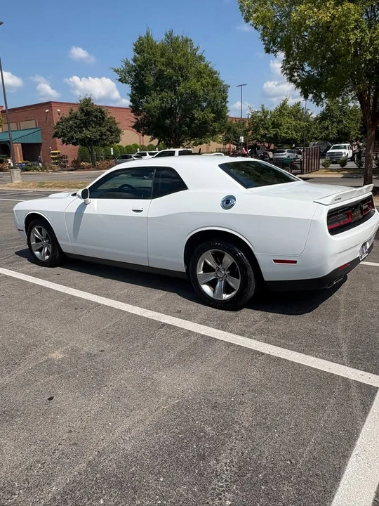 2020 Dodge Challenger 3rd Gen - Image 5 of 17