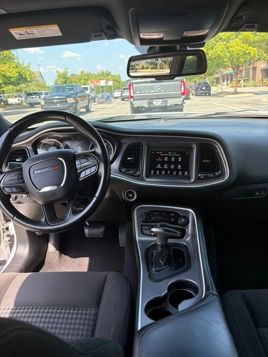 2020 Dodge Challenger 3rd Gen - Image 12 of 17