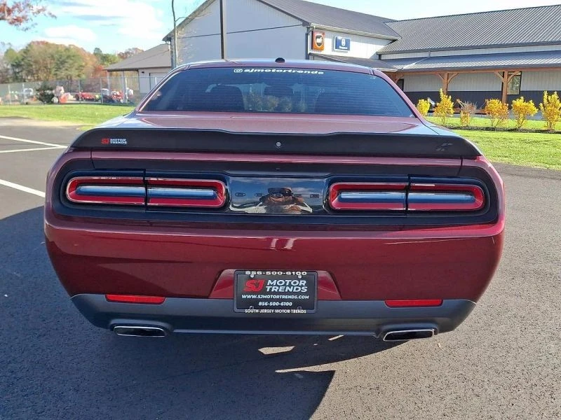 2020 Dodge Challenger 3rd Gen - Image 5 of 12