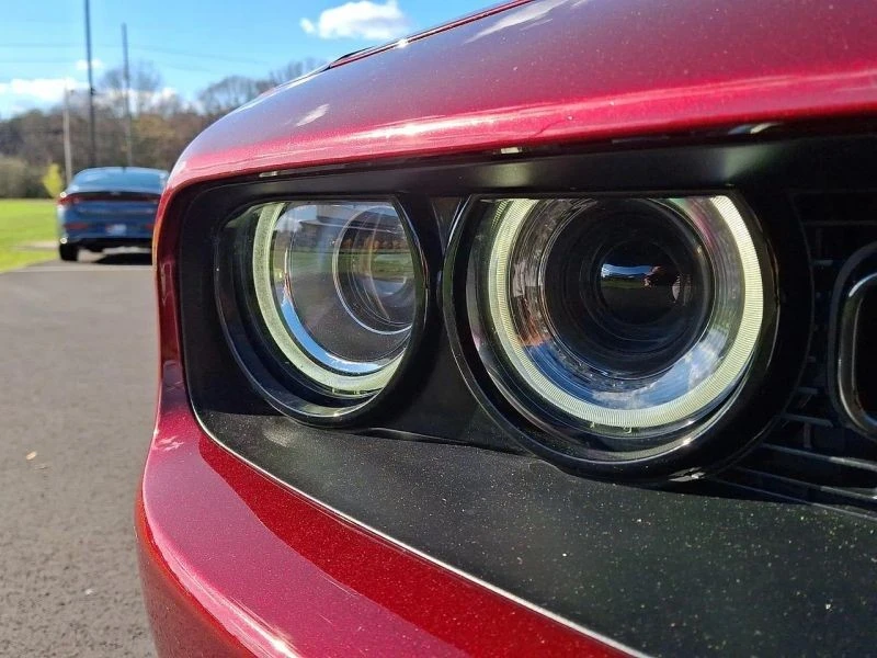 2020 Dodge Challenger 3rd Gen - Image 9 of 12