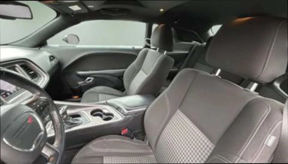 2020 Dodge Challenger 3rd Gen - Image 16 of 19