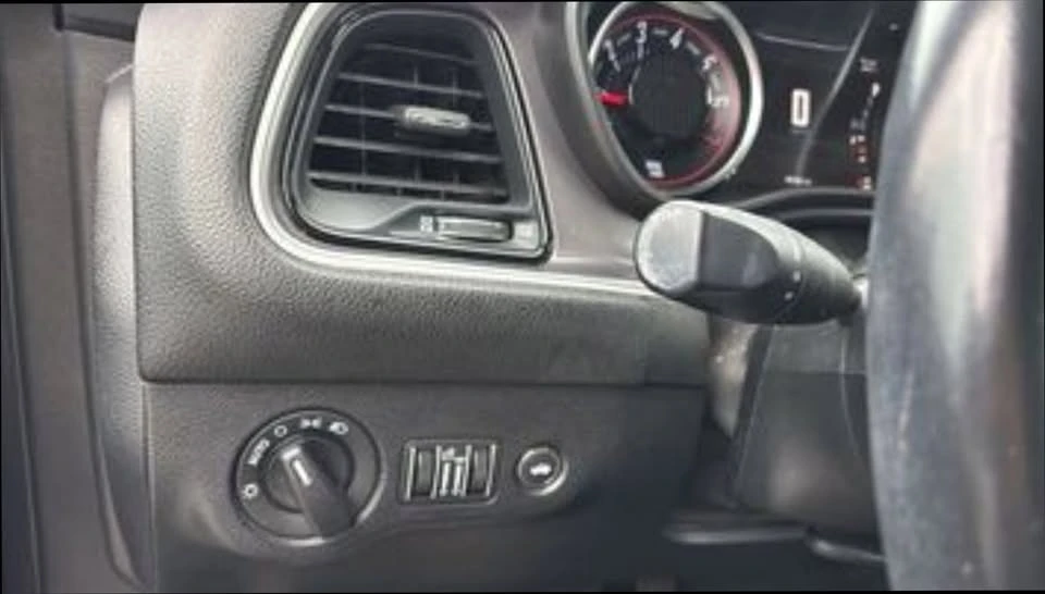 2020 Dodge Challenger 3rd Gen - Image 17 of 19