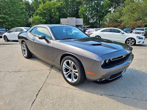 2020 Dodge Challenger SXT AWD