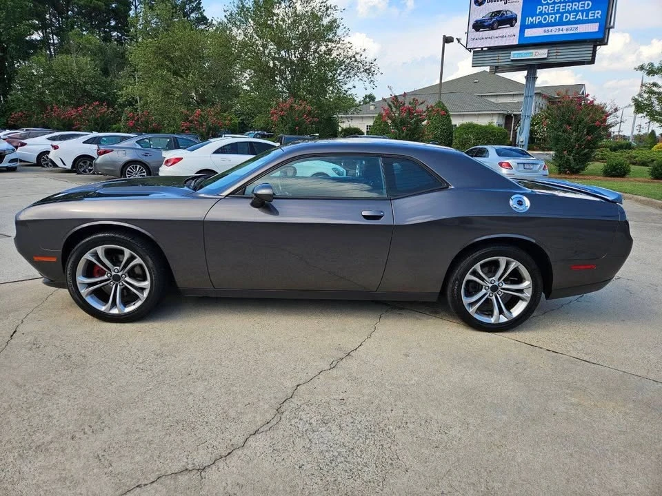 2020 Dodge Challenger 3rd Gen - Image 9 of 20