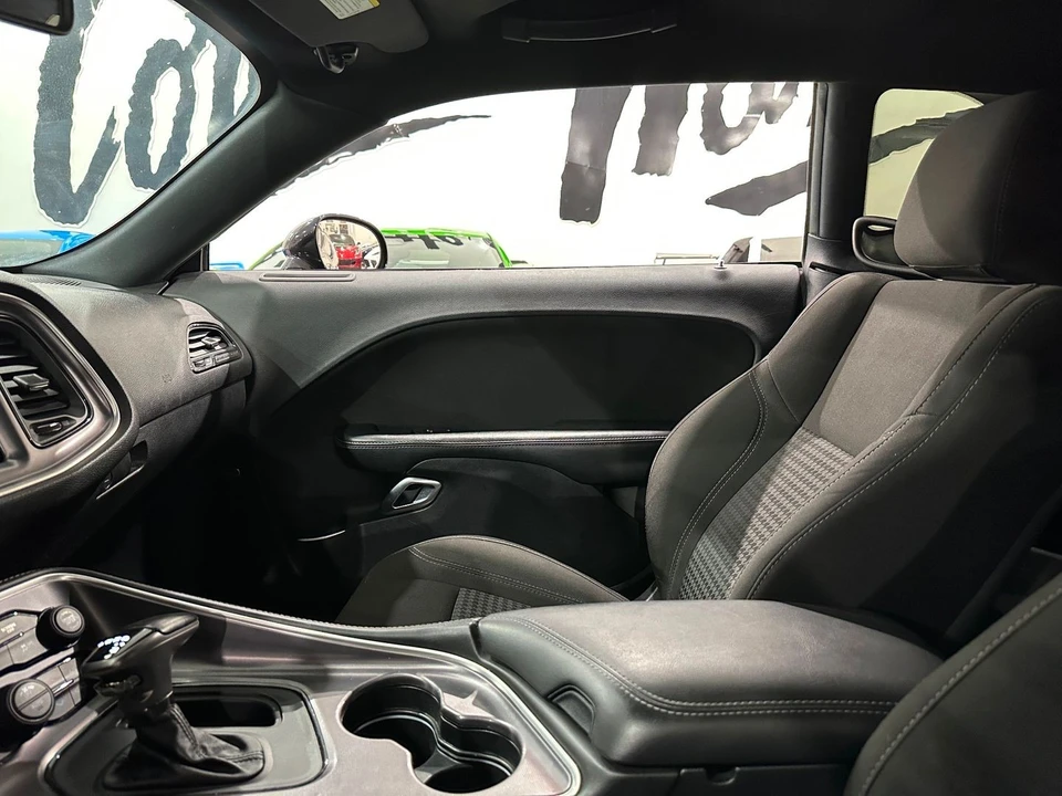 2020 Dodge Challenger 3rd Gen - Image 14 of 21