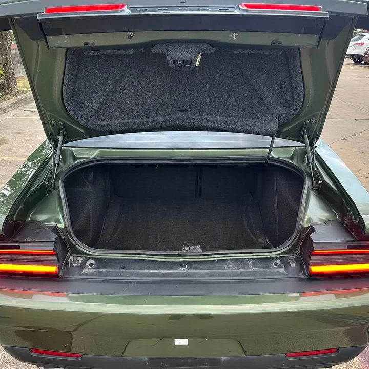 2020 Dodge Challenger 3rd Gen - Image 9 of 14