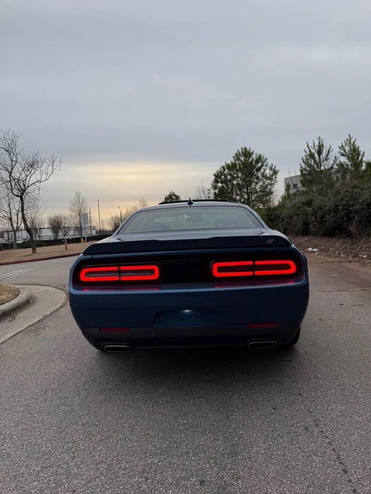 2020 Dodge Challenger 3rd Gen - Image 6 of 18