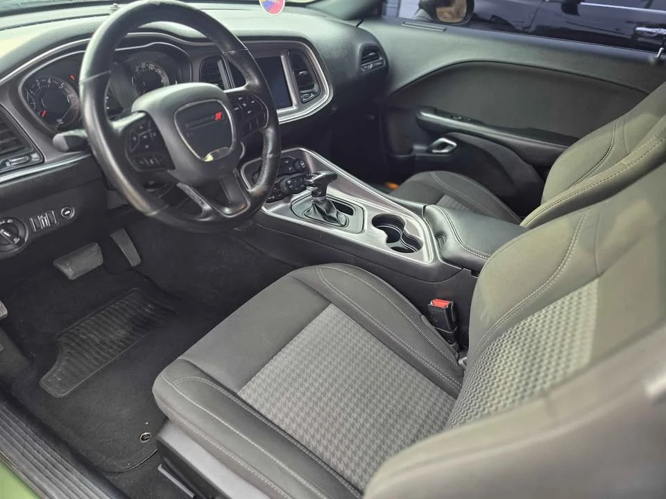 2020 Dodge Challenger 3rd Gen - Image 5 of 9
