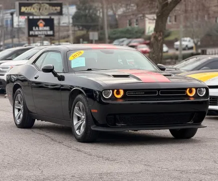 2020 Dodge Challenger SXT Coupe 2D