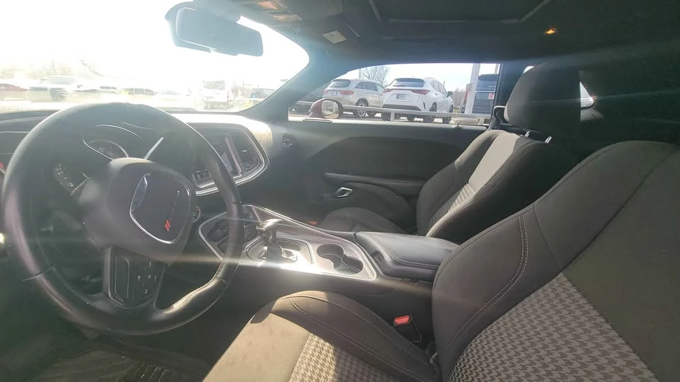 2020 Dodge Challenger 3rd Gen - Image 6 of 6