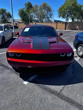 2020 Dodge Challenger SXT Coupe 2D