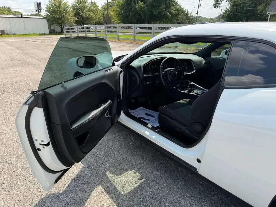 2020 Dodge Challenger 3rd Gen - Image 6 of 14