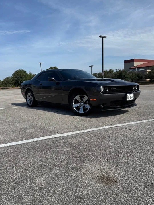 2020 Dodge Challenger 3rd Gen - Image 2 of 8