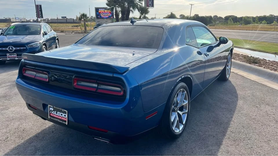 2020 Dodge Challenger 3rd Gen - Image 4 of 8