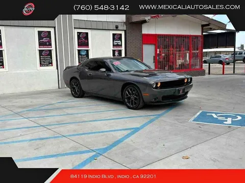 2020 Dodge Challenger SXT Coupe 2D